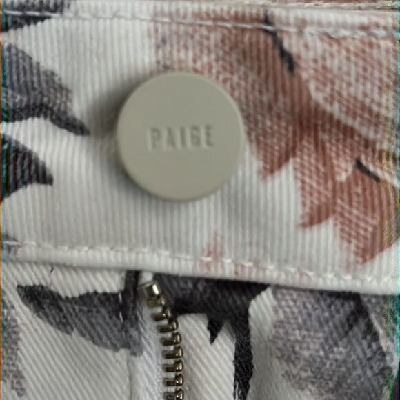 ‎PAIGE COLETTE CROP FLARE FLOWERED JEANS SIZE 24 - Picture 5 of 12